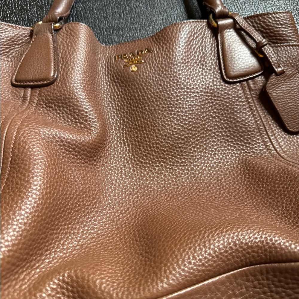 Prada Brown Leather Daino Vitello Tote with Side Pockets - Picture 4 of 13